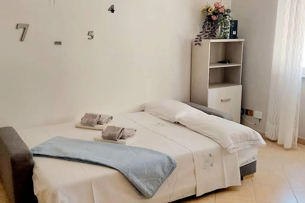 Tourist Apartment Civico42 Рим 0*,  Италия