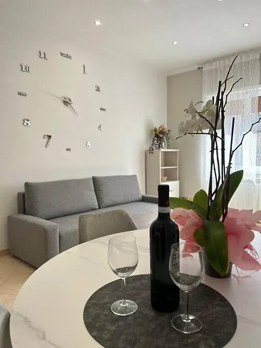 Tourist Apartment Civico42 Рим